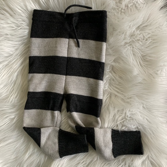 Sloomb Trackers - Midtown size 6-18 - Picture 2 of 3